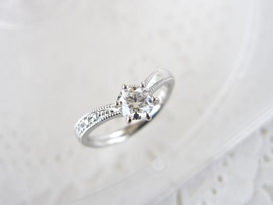 0.4カラットダイヤモンド婚約指輪（エンゲージリング）デザイン例