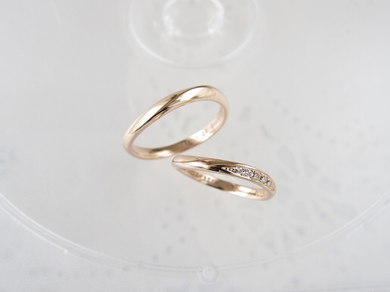 シンプルで細身の結婚指輪オーダーメイド例