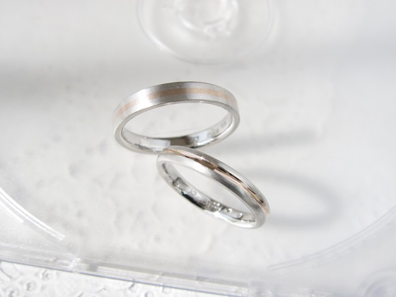 2種類の素材を使用した結婚指輪オーダー例